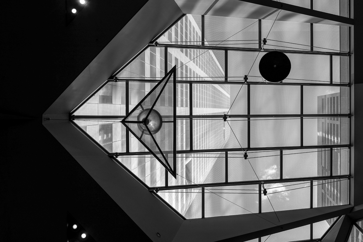 Leica Q 28mm Melbourne Street Photography